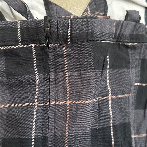 Black Plaid Bengaline Lace Up Peplum Cami - Picture 4 of 7